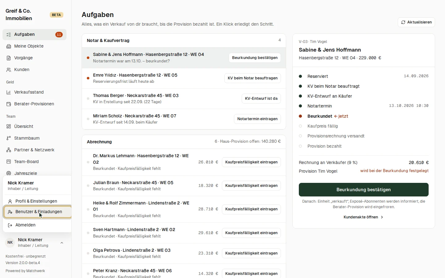 Das Benutzermenü mit „Benutzer & Einladungen“
